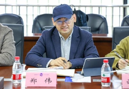 副校长郑伟率相关二级世界杯压球官网最