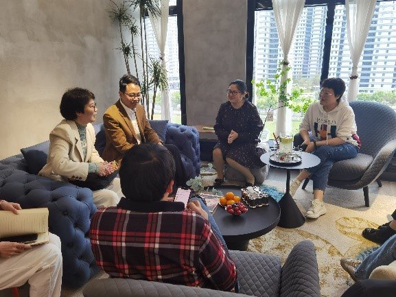 同题参见融入AI电商
